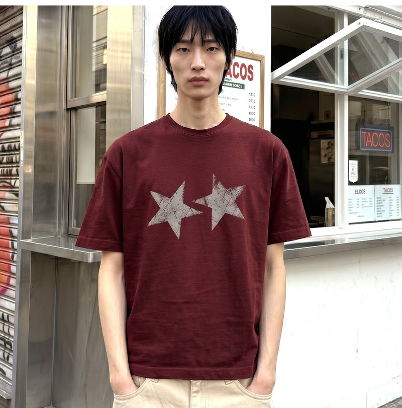 UNDEROFF（アンダーオフ）の「Men's Cotton Short Sleeve Crop Tee Vintage Star Burgundy（Tops）」