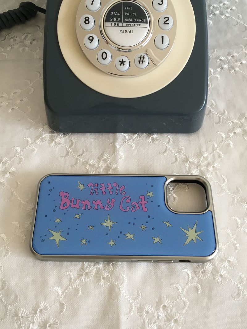 リトルバニーキャット ガラスシルバーバンパーケース( Blue )