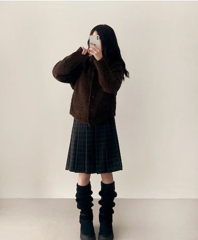 Bomi A-line pleated check midi skirt 