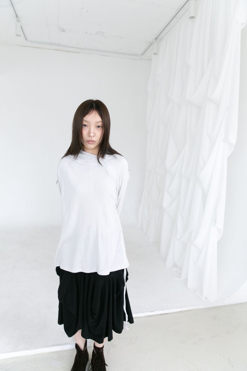 omoosoohy（オムスヒ）の「oblique button hood top(3colors)（Tops）」