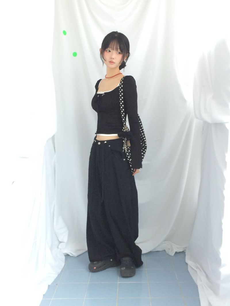 Slim Fit Ribbon Shirring Top