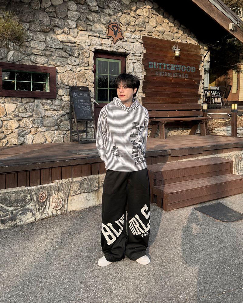 River Fingerhole Stripe Hoodie