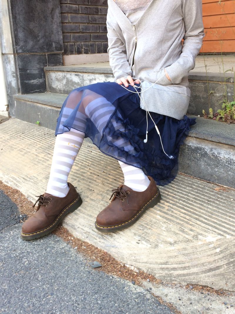 frilling Sheer skirt