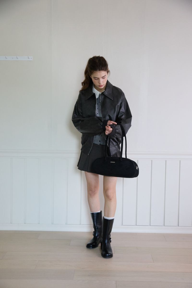 SUEDE BAGUETTE BAG (2 COLORS)