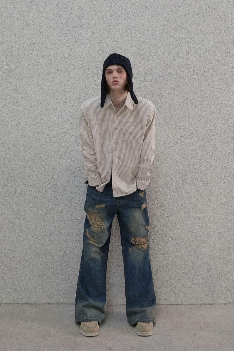 Lettering sleeve striped shirt - Beige