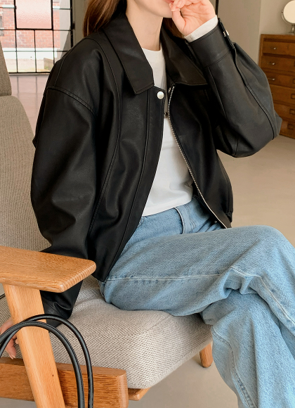 Classic Autumn Crop Leather Jacket (2color)