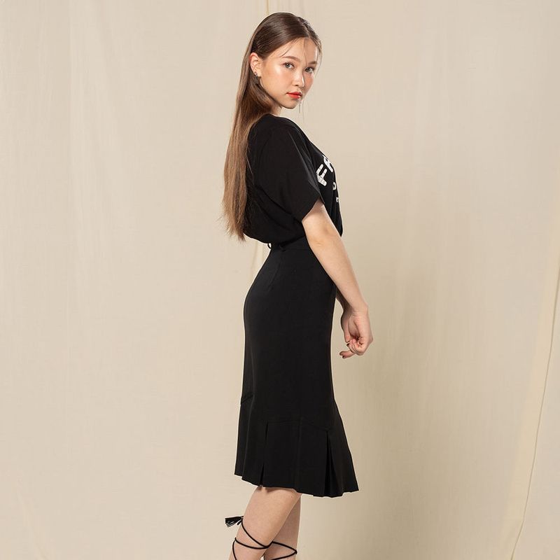 PLEATS SKIRT (BLACK)
