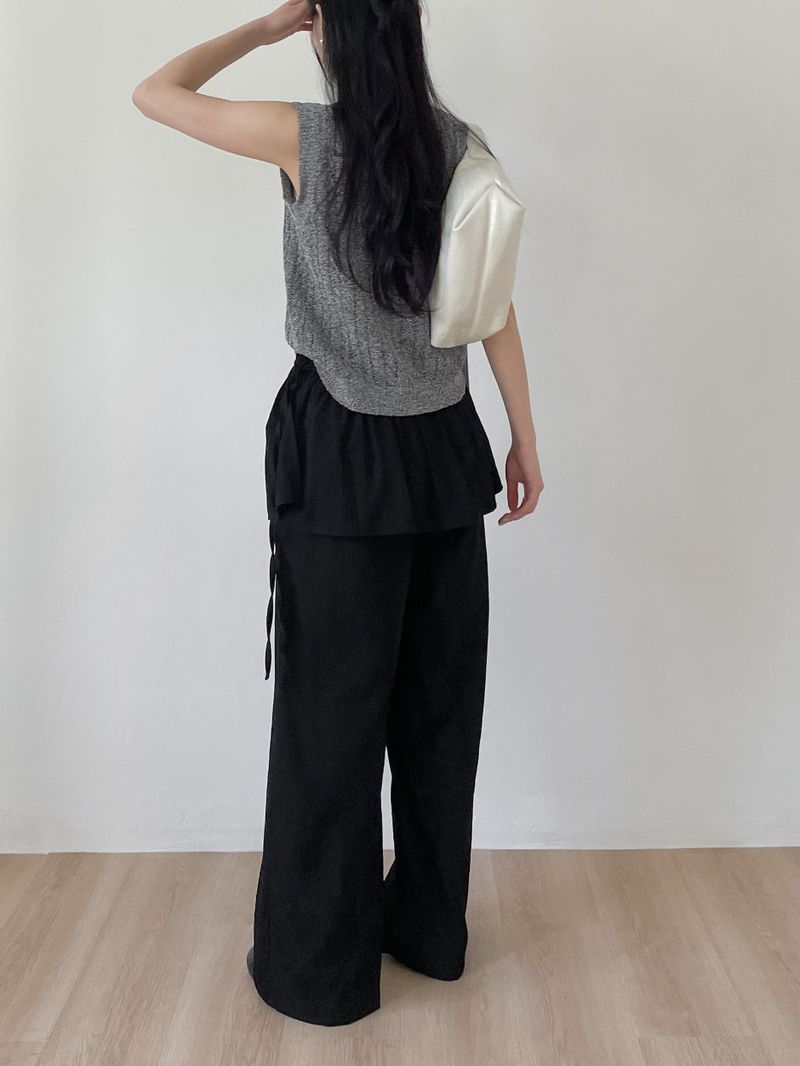 Oreo Cable Knit Vest