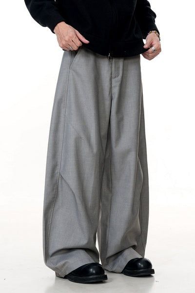 Curved Retro Pleated Trousers