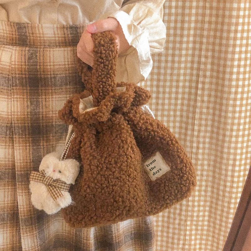 【MADE】Dumble fur string hand bag
