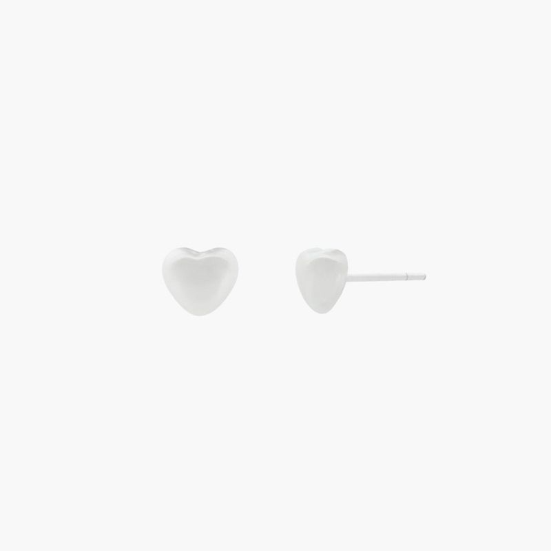 HAWHA(ハワ)の「Simply Heart Earring(Accessories)」