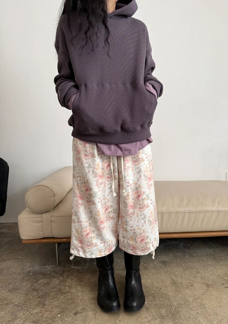 floral sweat crop pants