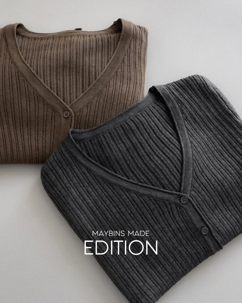 MADE. Erby V-neck knit cardigan