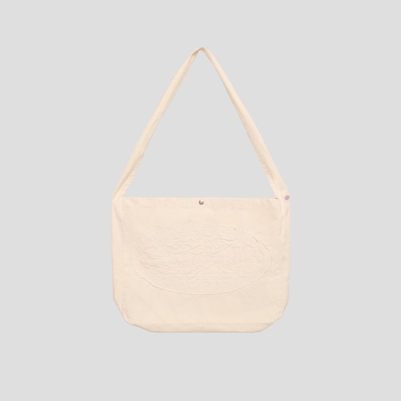 PARAGRAPH（パラグラフ）の「DESTROYED PATCH BAG（Bags）」