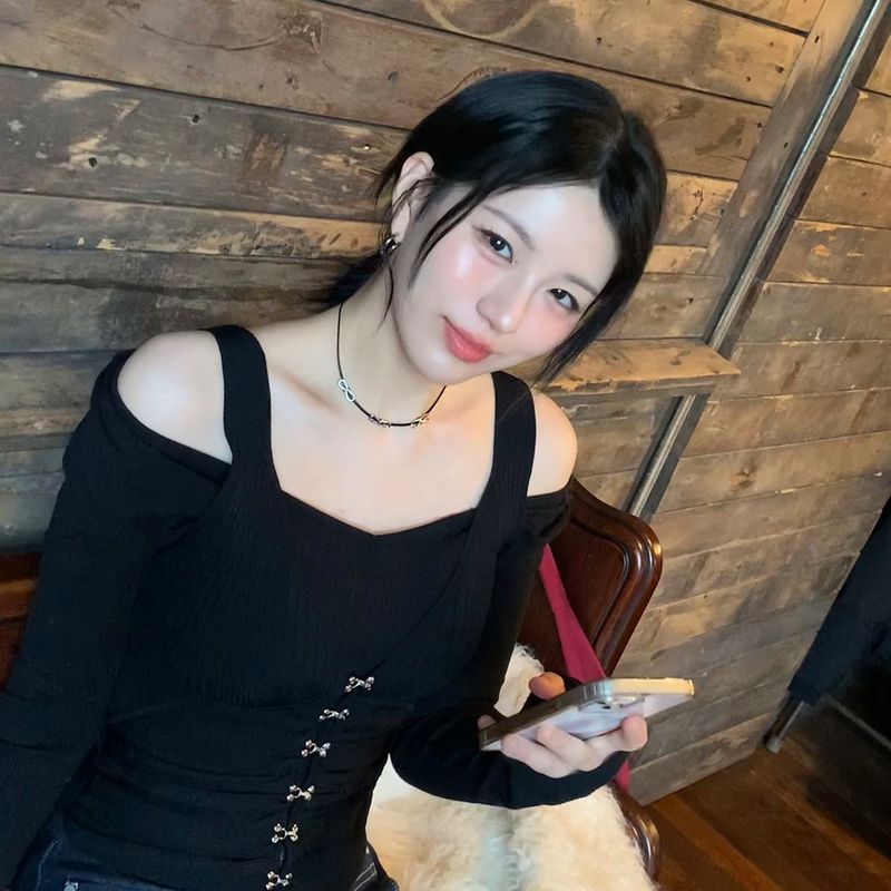 3-ribbon mini Choker