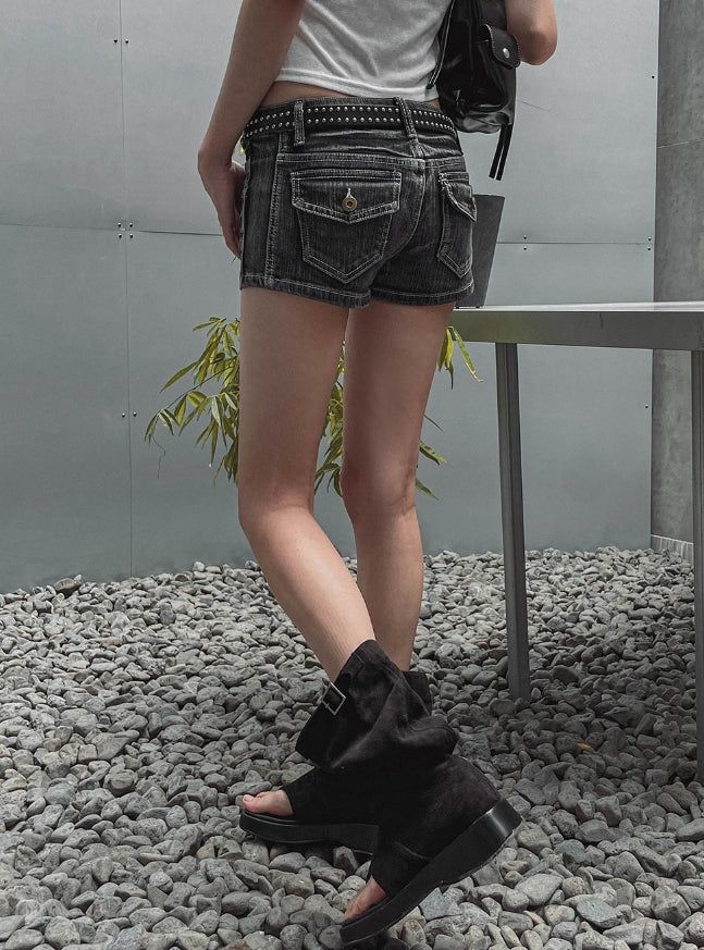Vintage Low Back Pocket Short Pants