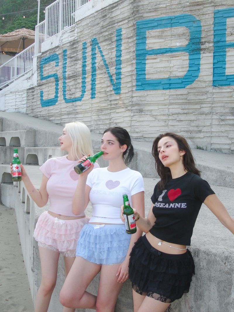 I♥︎ROSEANNE TWINKLE TEE (BLACK)