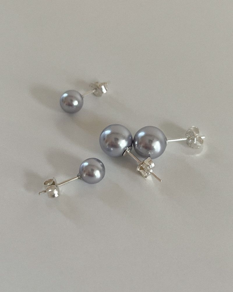 Angel pearl earring (silver)