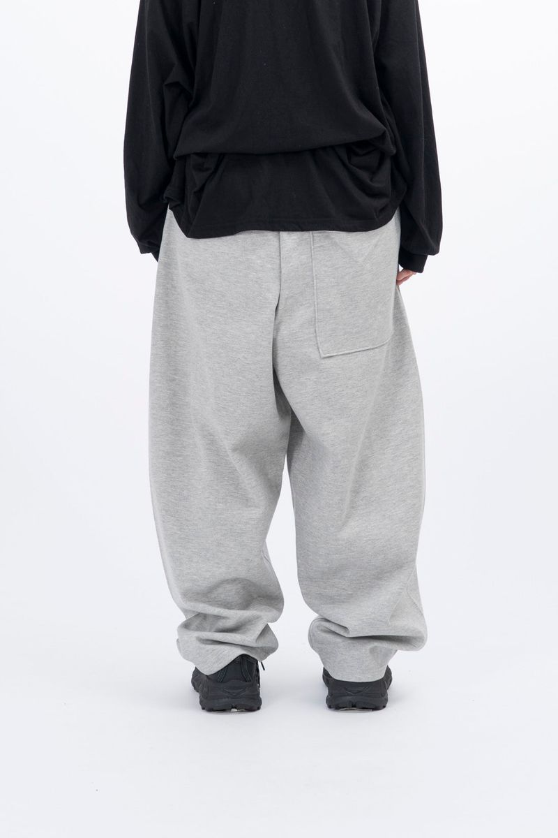 Dora Curve Balloon Belt Sweatpants