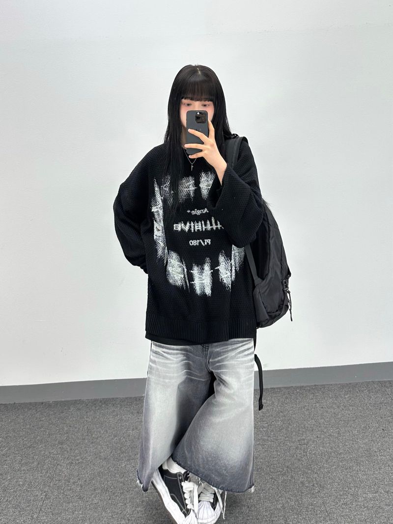 vertical embo half pants