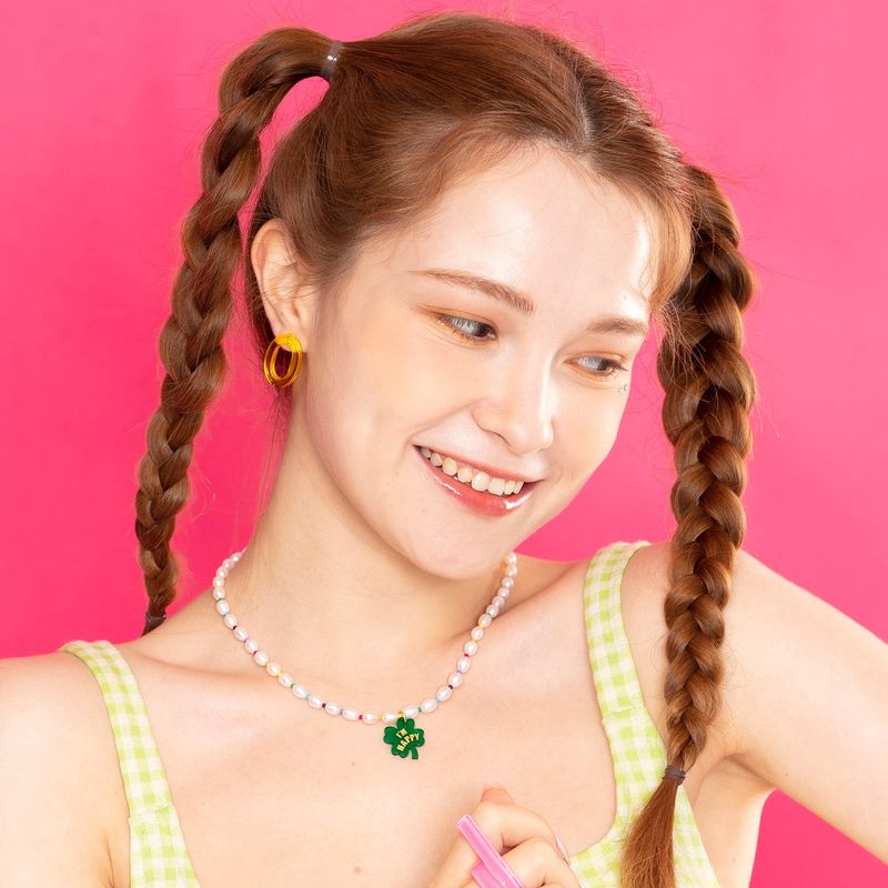 I'm Happy Pearl Choker