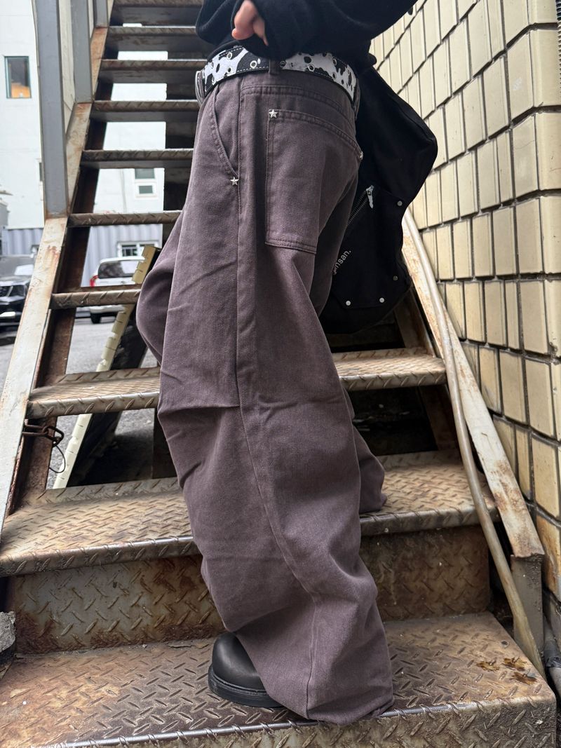 heenytsuki（ヒニツキ）の「ユニセックスカミヤビンテージスターリベットワイドデニムパンツ（パンツ）」