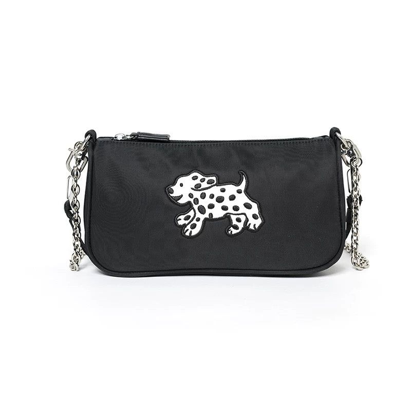 BETWEENAND（ビトゥウィーンアンド）の「Betweenand "The original Dalmatian underarm satchel is a small black bag that people can't put down"（Bags）」