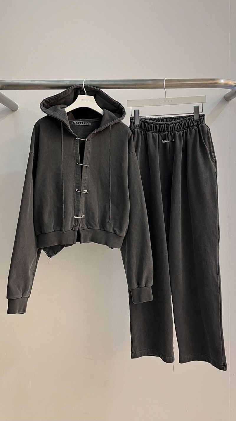 ダイイング パンツ