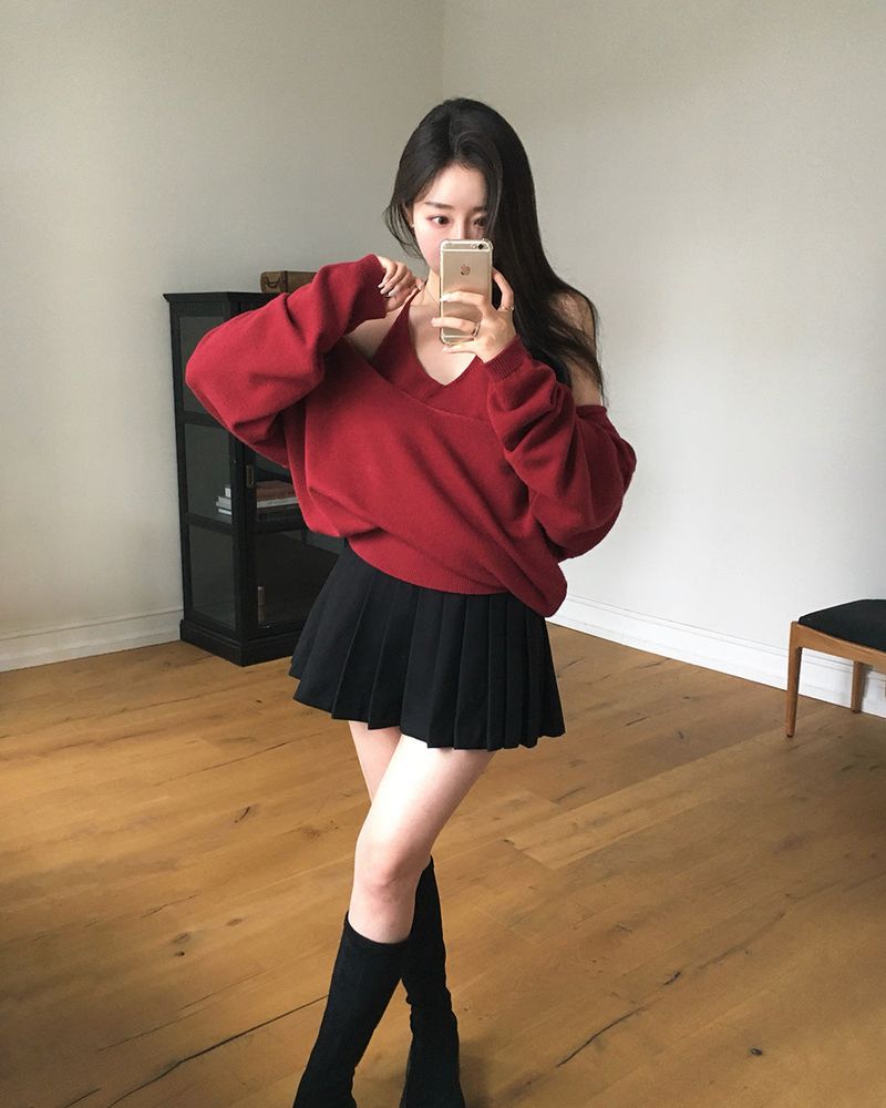 V-Neck Knit & Tank Top Set