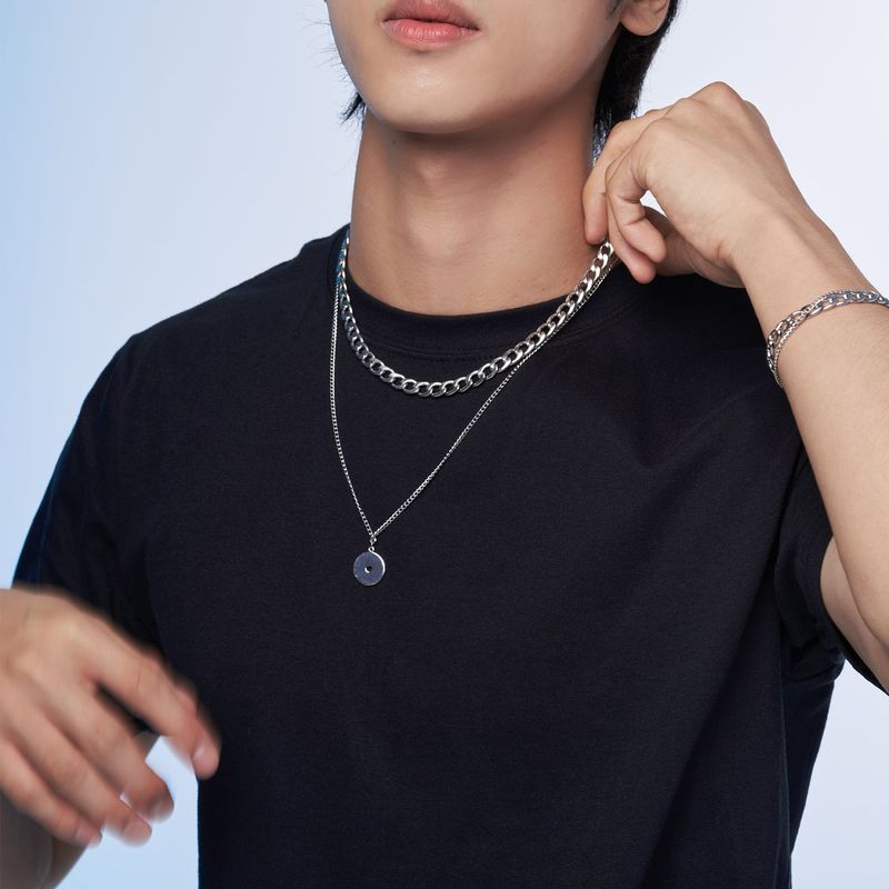 BASIC CHAIN NECKLACE