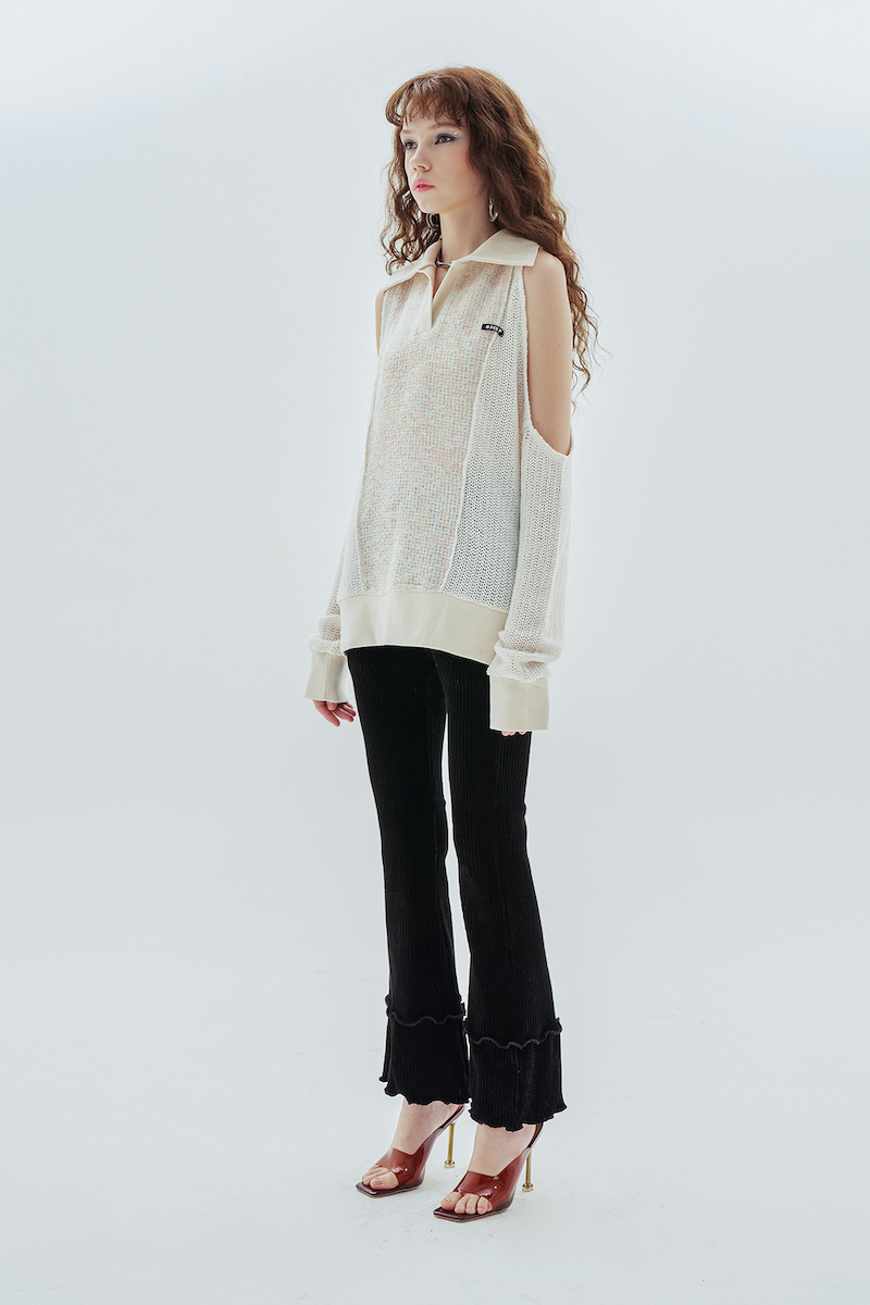 hole collar knit_white