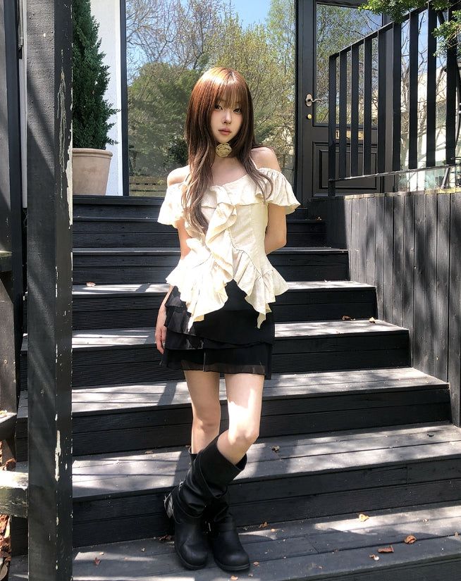 Bloom Corsage Frill Blouse
