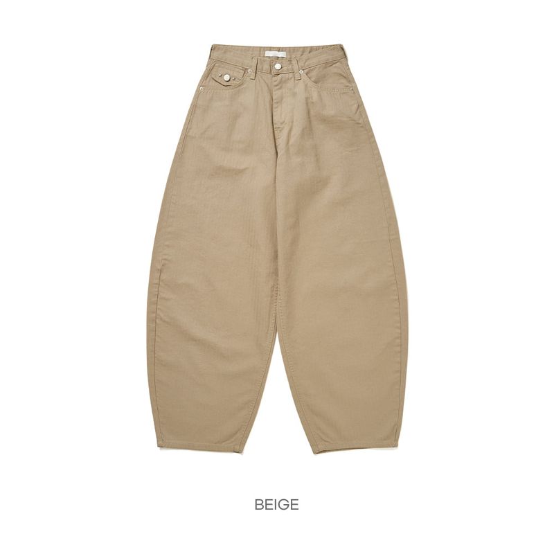 Peak stud back-pocket pants -2C
