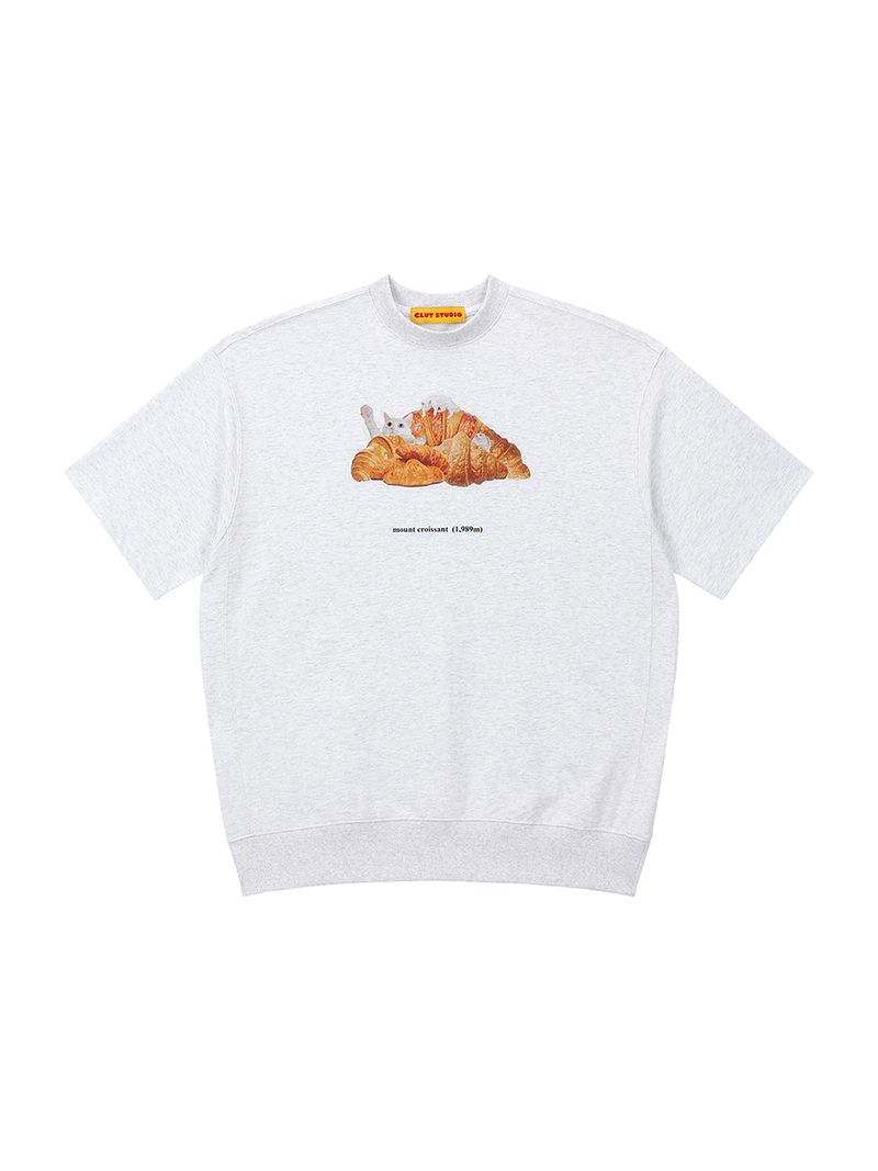 0 4 croissant half sweat shirt