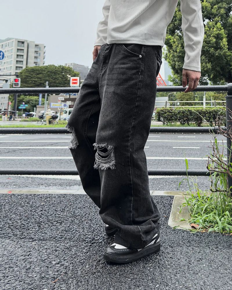 Buen Distressed Flare Denim Pants