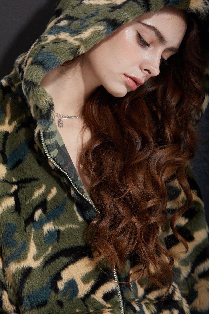 FUR ZIP-UP -CAMO