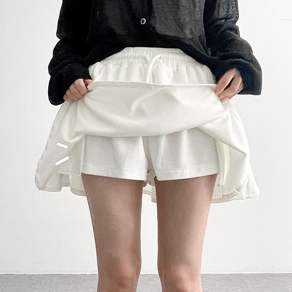 hijjoo（ハイチュー）の「Frill Point Training Banding Skirt Pants (3 colors)（Skirts）」