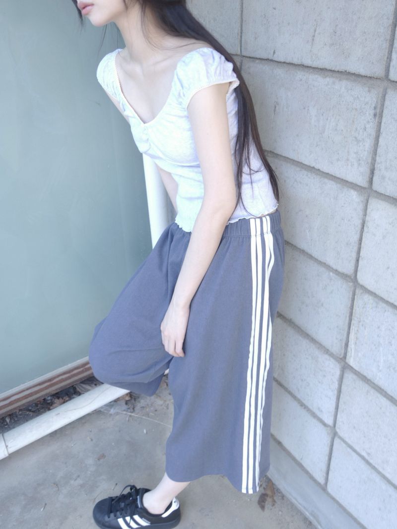 ZELENA（ゼレナ）の「tape line pants（Pants）」