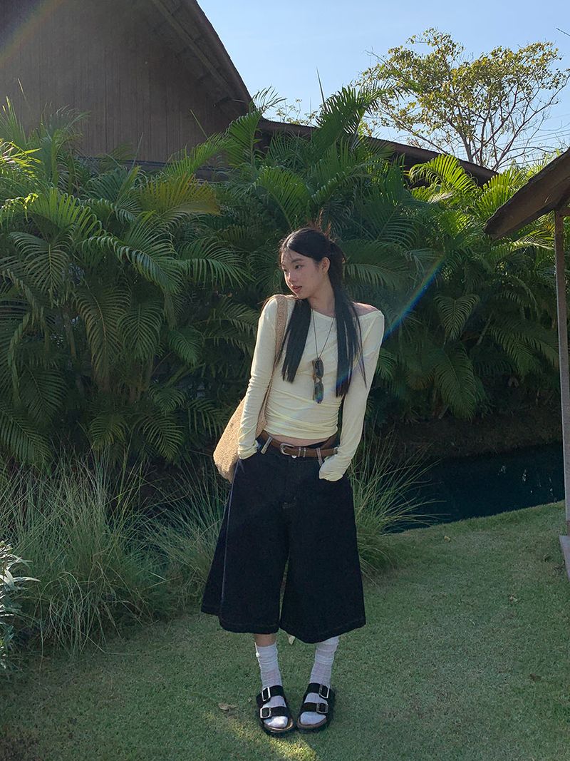 Checked pocket dark blue wide cropped denim