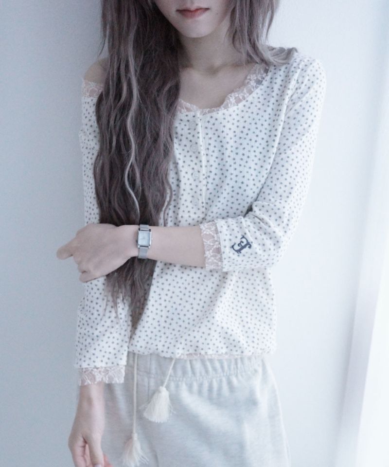 eeespace（イースペース）の「Lucky 4 Tee (Petal Pink)（Tops）」