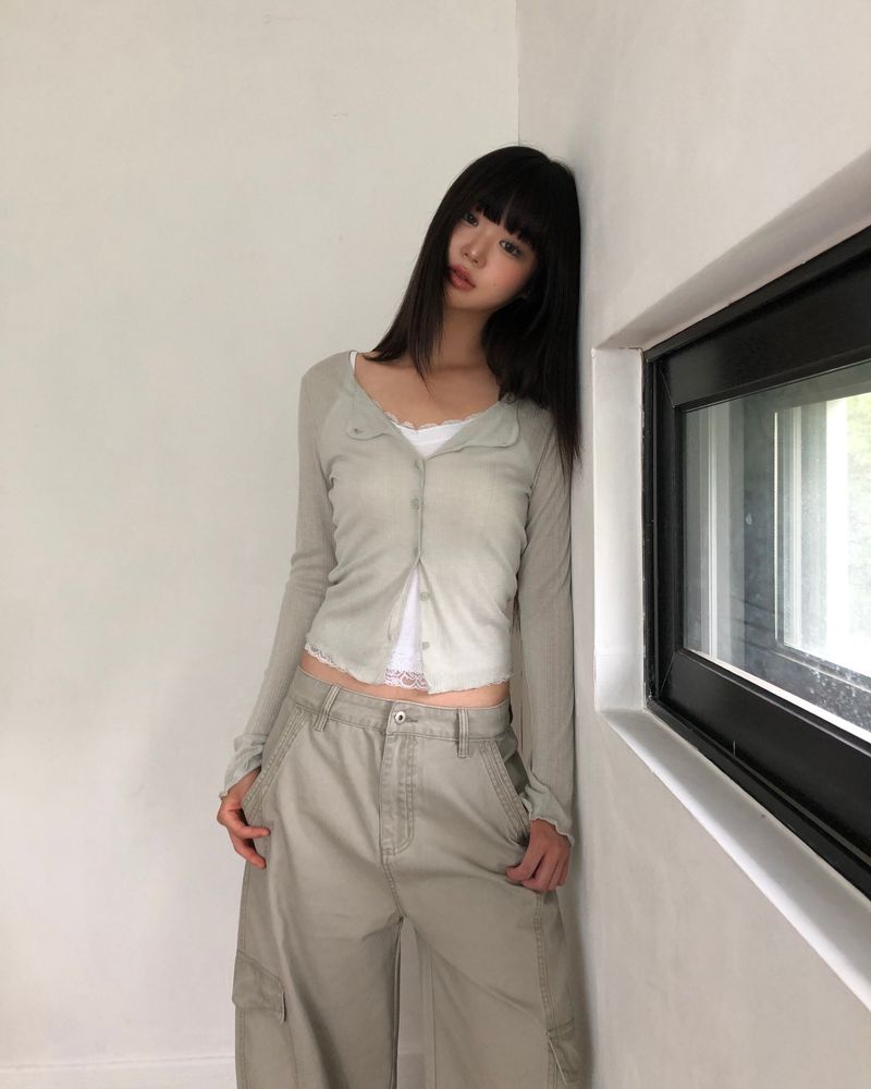 Arom Lace Ribbed Sleeveless Top