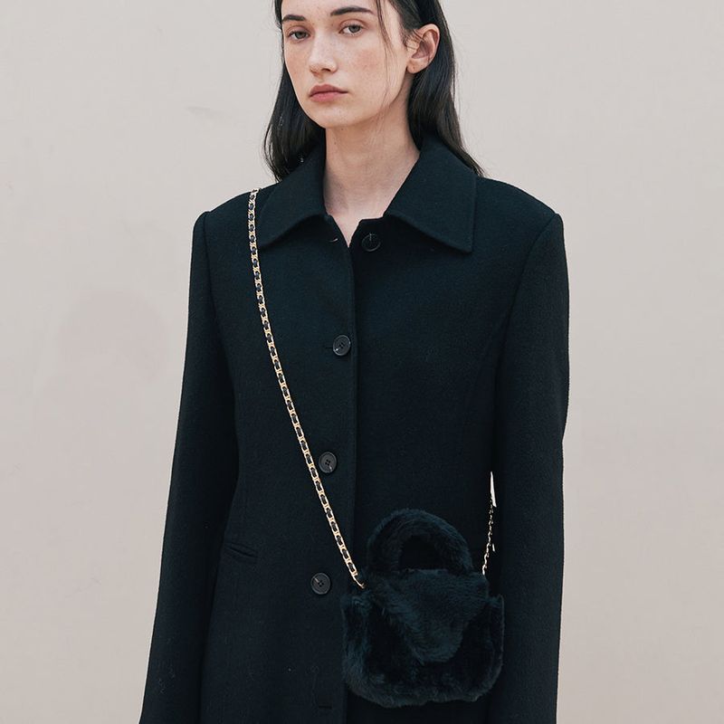 Third Movementの「Eco Fur Mini Crossbag (Black)（Bags）」