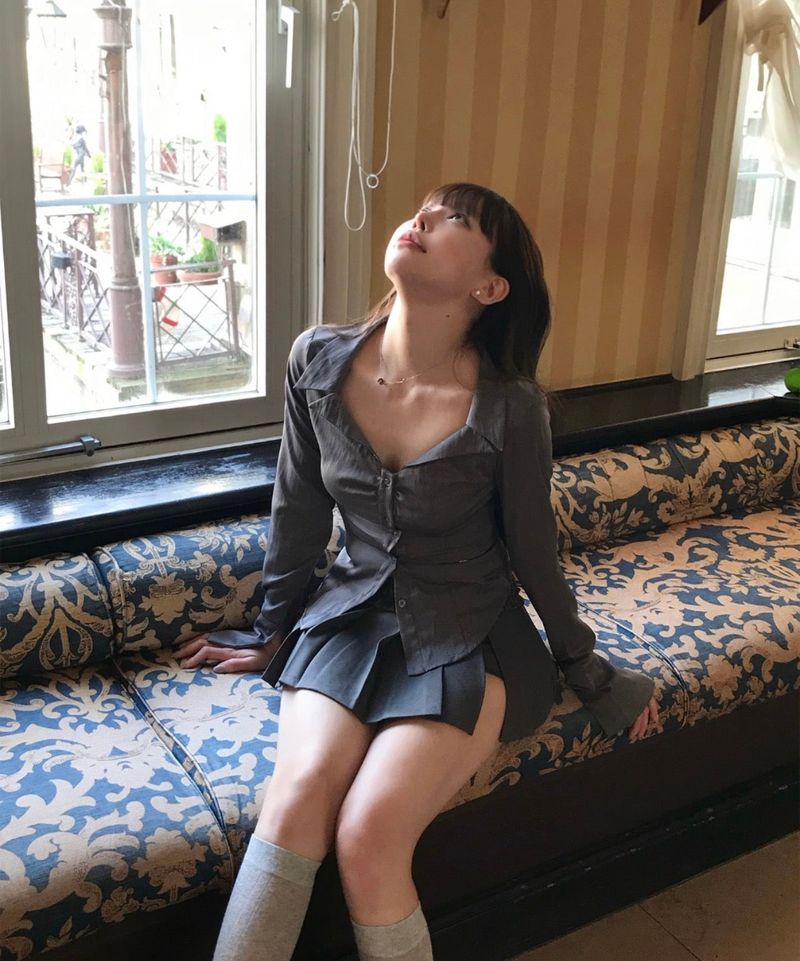 cloudemotion（クラウドエモーション）の「wiz low & frill button pleats sk（Skirts）」