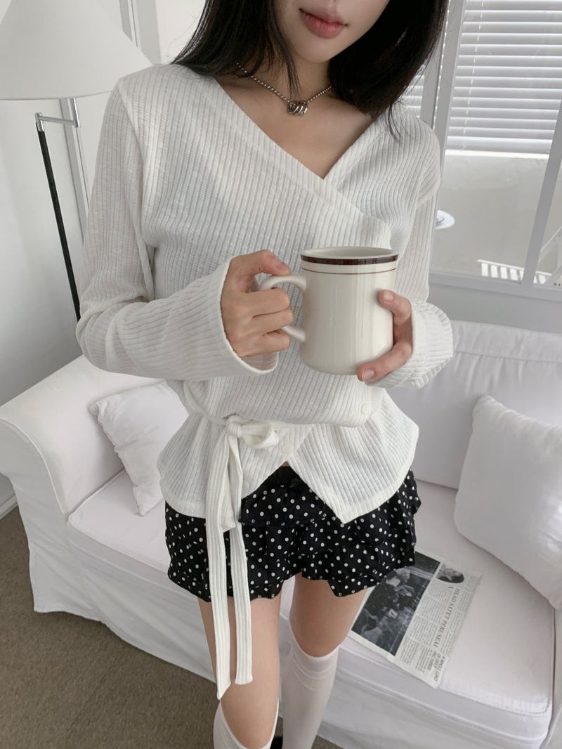 DOTINA Ruffle Dot Mini Pants Skirt (Black)