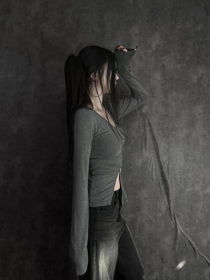 diagonal zipper button T (2color)