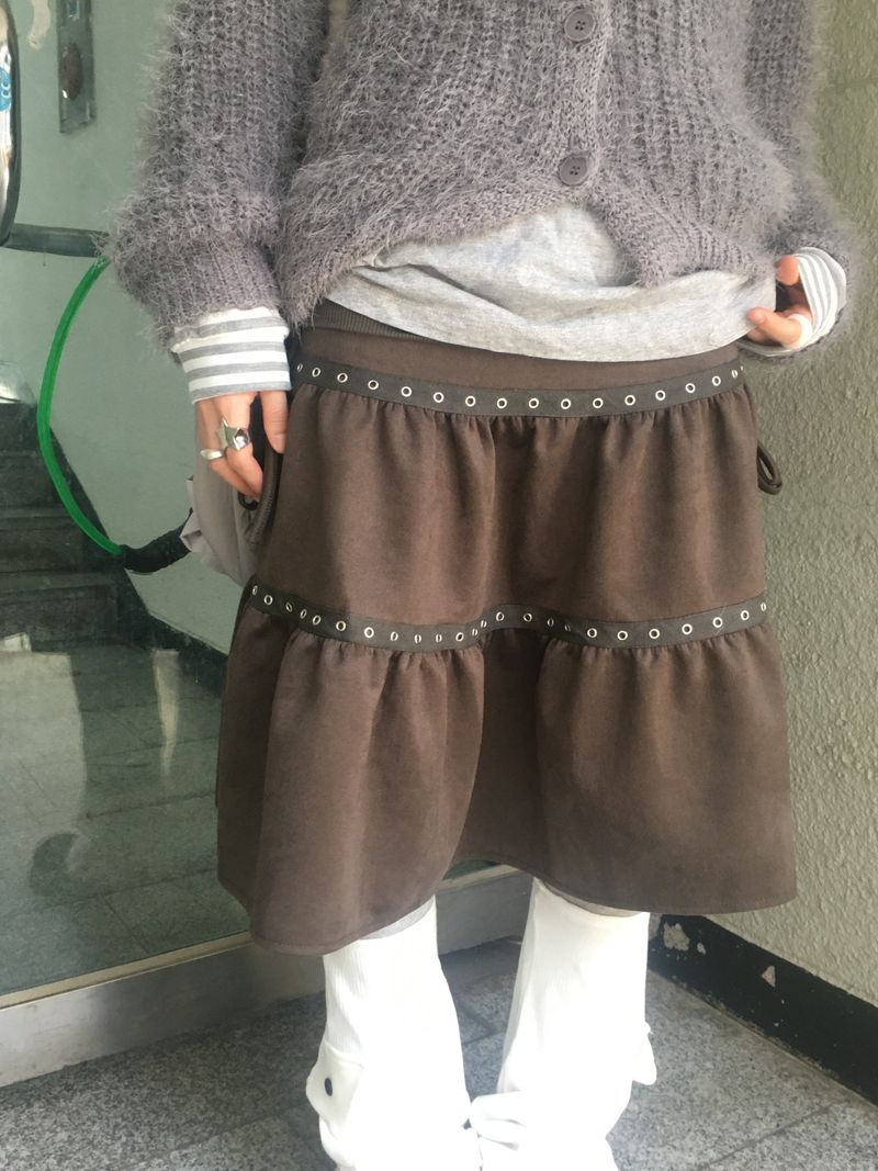 eyelet tier skirt