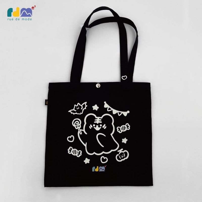 Illustrator Collaboration Halloween Glow-in-the-Dark Bag