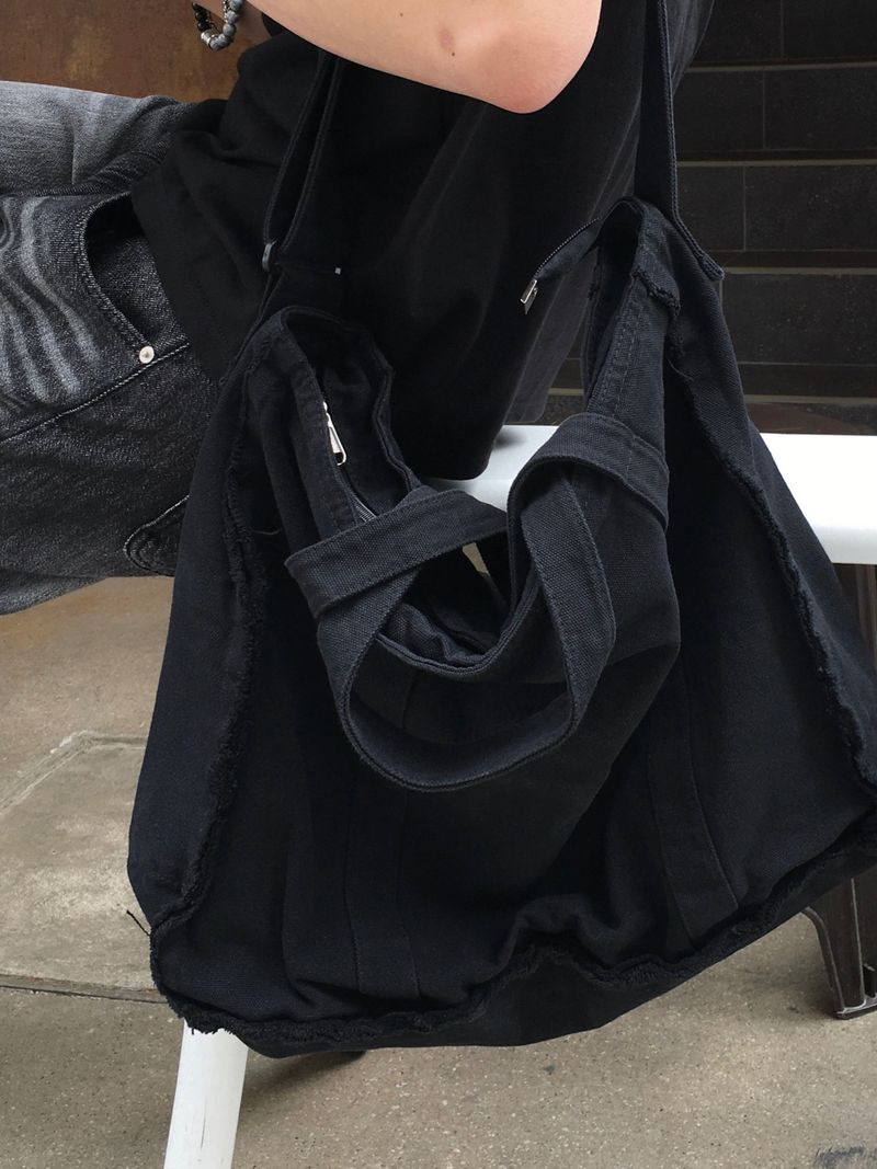 Canva Washed Damaged Big Bag 2C