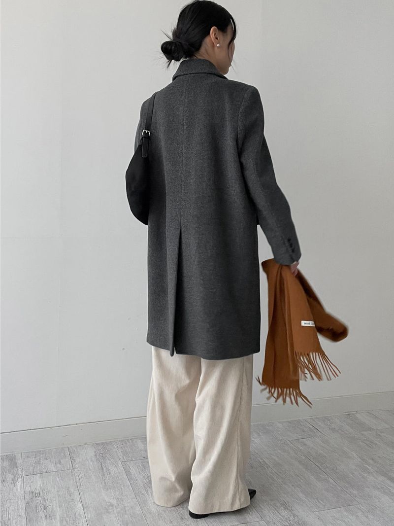Corduroy two-pin tuck wide slacks