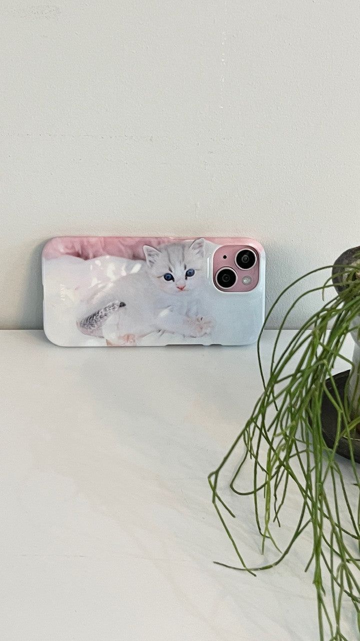[blushing kitty hard case]
